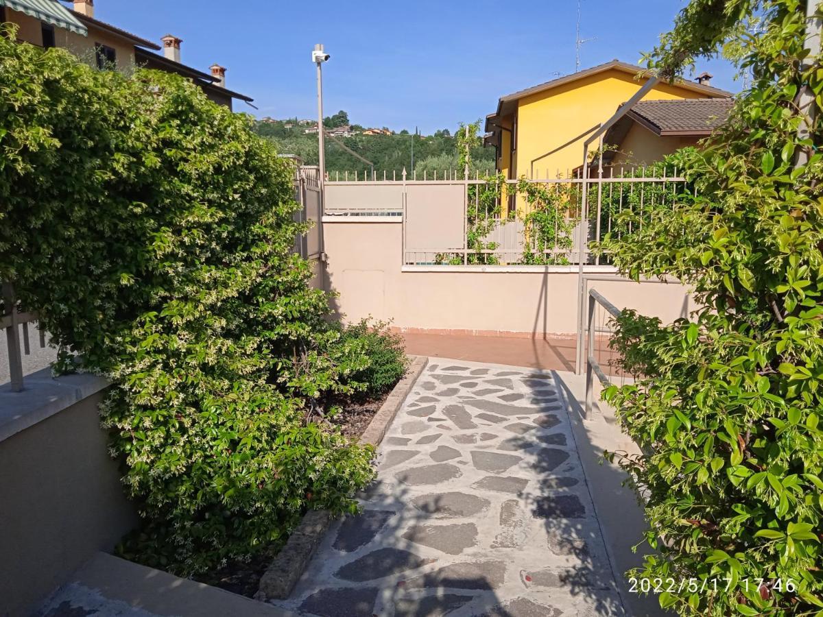 Appartamento seminterrato Villa Sveva Franciacorta Ome Esterno foto