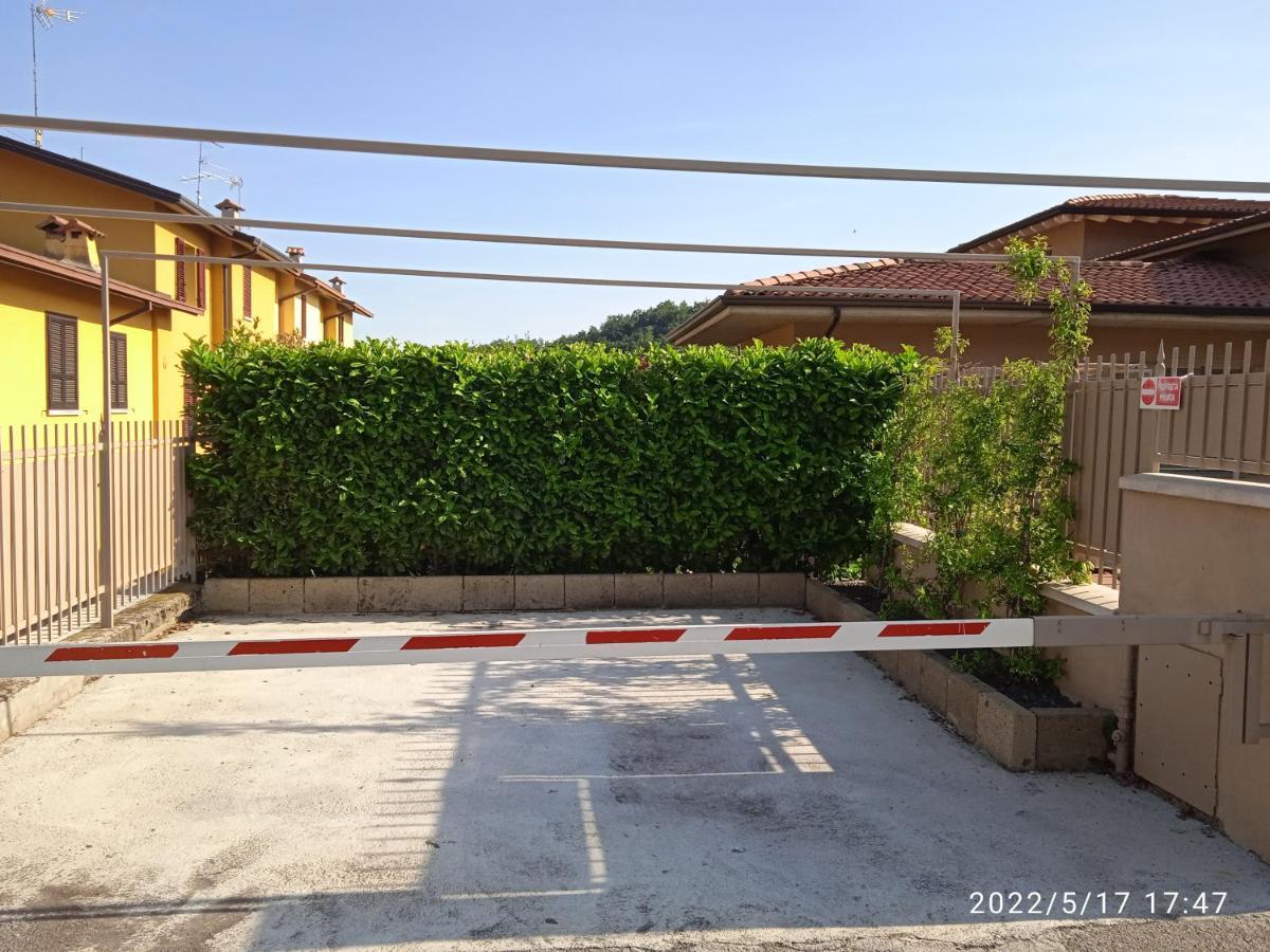 Appartamento seminterrato Villa Sveva Franciacorta Ome Esterno foto